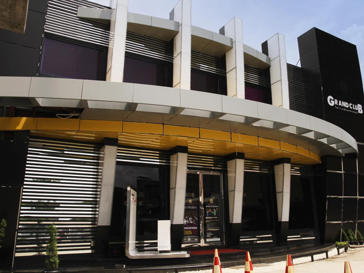 Grand Hotel Jambi Luaran gambar