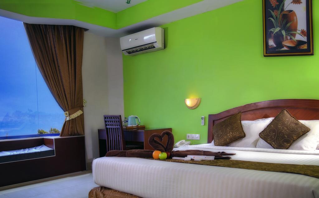 Grand Hotel Jambi Bilik gambar