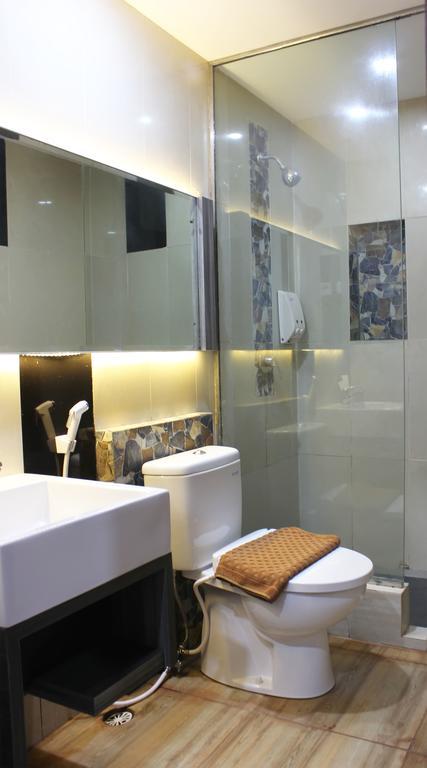 Grand Hotel Jambi Luaran gambar